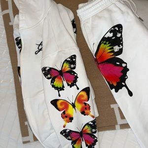 Reposhing this I AM GIA set!